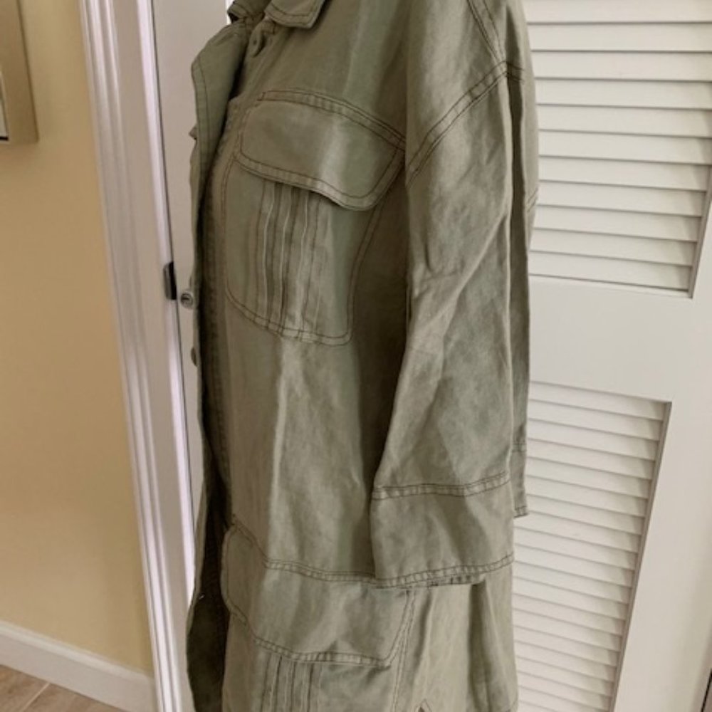 Territory Ahead oversized Olive Green tunic - Medium